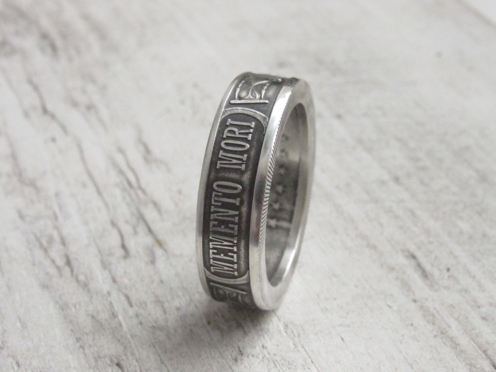 Memento Mori Coin Ring – Memento Mori – Memento Mori Souvenir – 999 Fine Silver