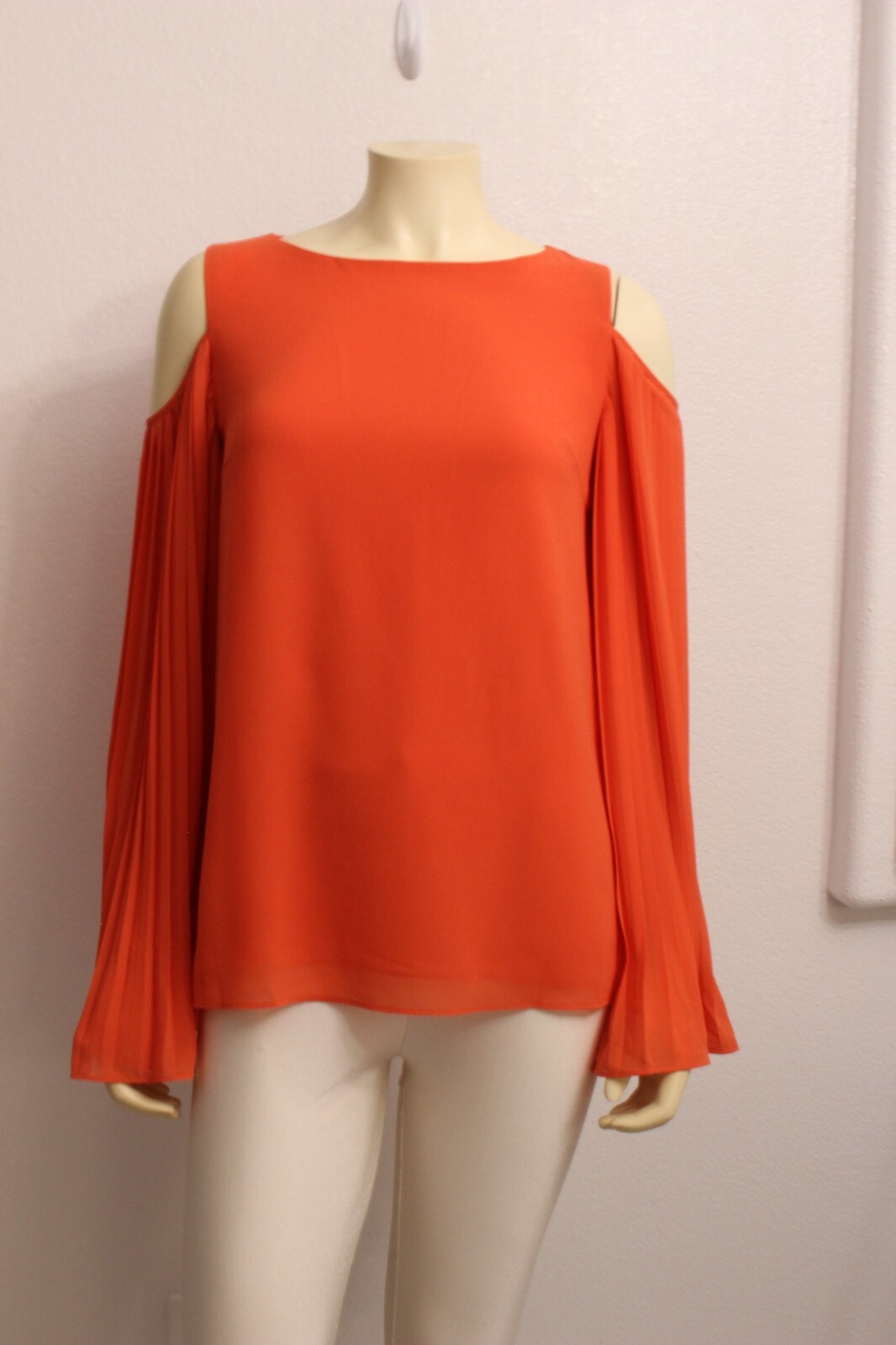 MM Couture by Miss Me Ladies Top size S Orange Pleat LS bare shoulder Polyester