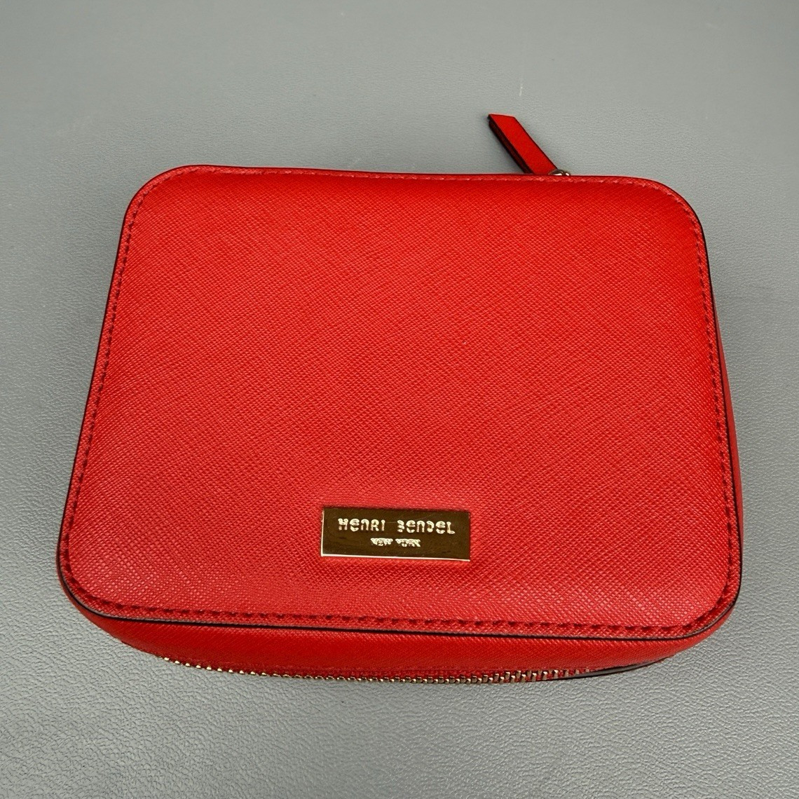 Henri Bendel Red Zip-Around Faux Leather Travel Jewelry Case, Lined 6x6x2