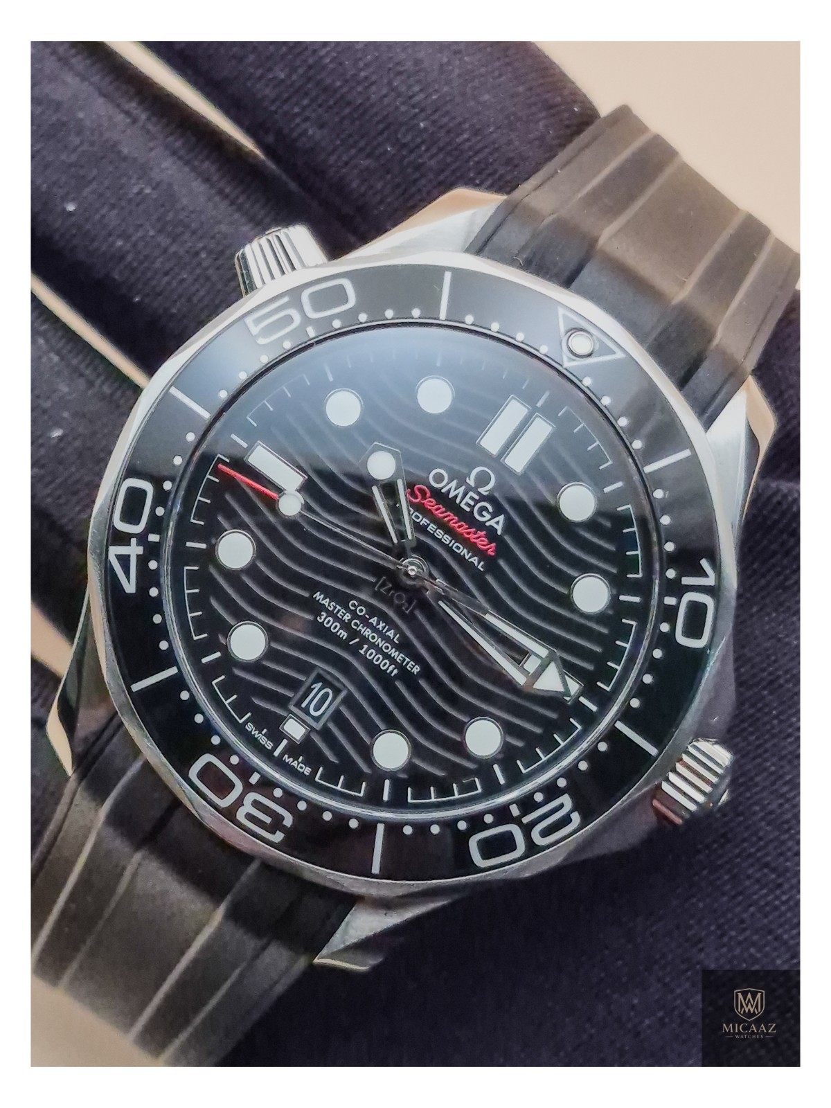 2021 – Omega Seamaster Black 42mm 210.32.42.20.01.001 – Full Set – Excellent