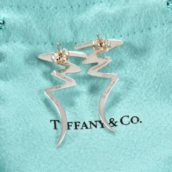 Tiffany & Co Silver Paloma Picasso ZigZag Bolt Scribble Earrings in Box Pouch