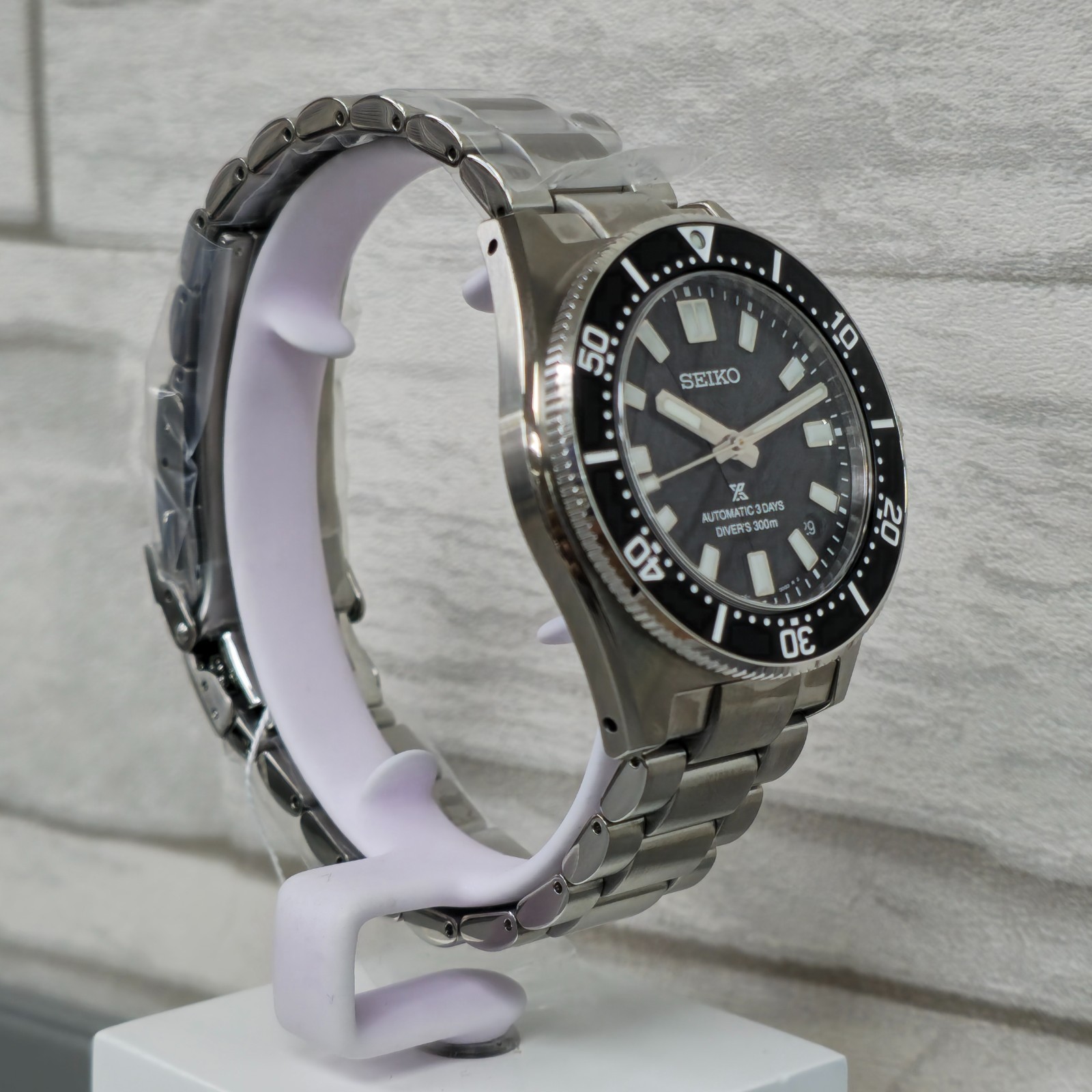 Seiko Prospex SBDC197/SPB453 1965 JDM Heritage Diver’s Watch 40mm New Mens Watch
