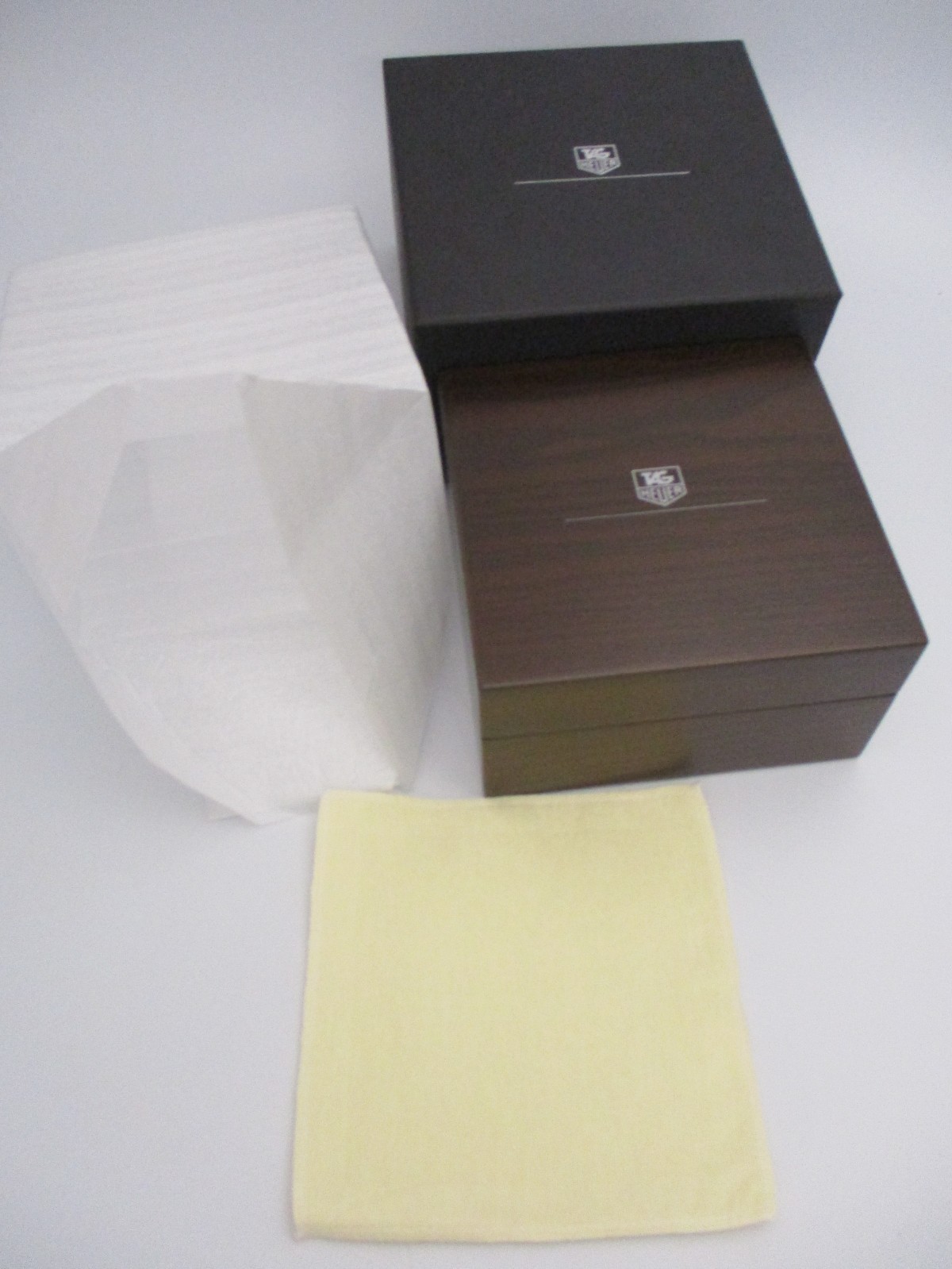 TAG Heuer Deluxe Brown Wood-Grain Watch Box Chest Set Black Inner +Cloth+Booklet