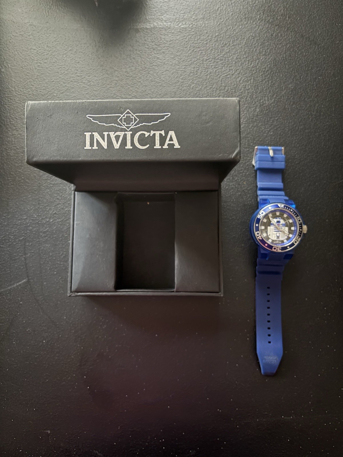 Invicta Star Wars R2-D2 Disney Exclusive Watch Overseas Model