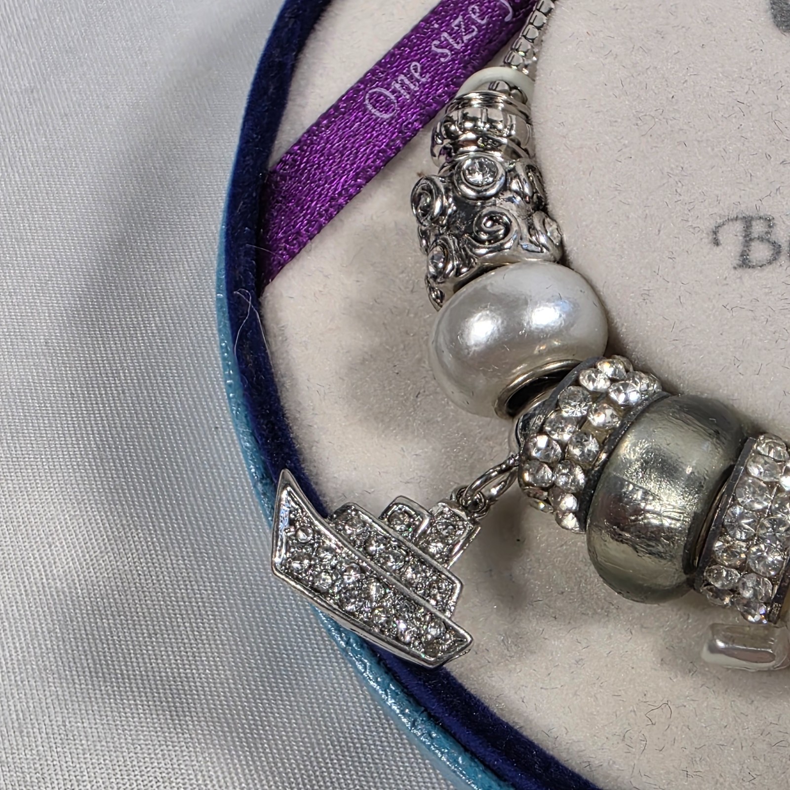 Bella Perlina Silver-Tone Charm Bracelet White Pearl Beads Crystal Accents NEW