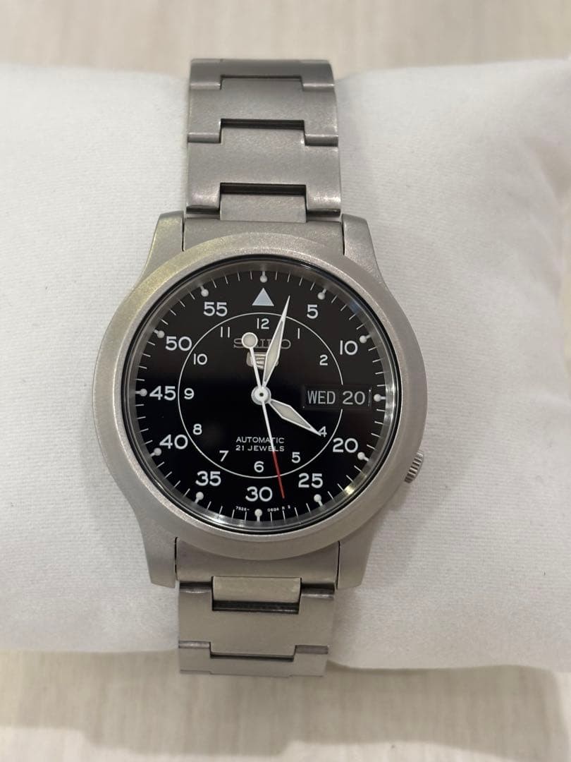 Seiko SNK809 Watch Tested & Works 8877