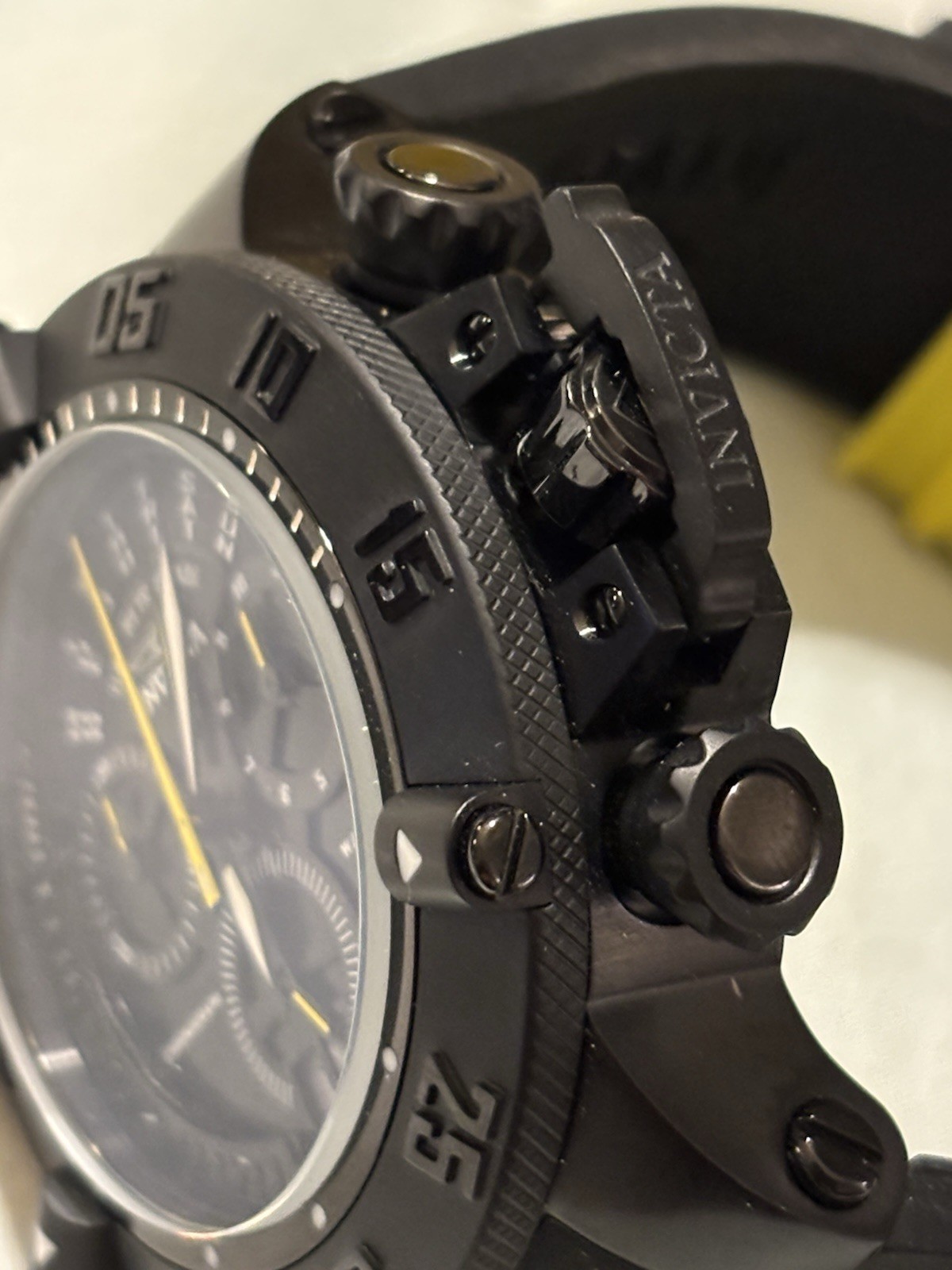 Invicta Subaqua Noma III Men’s Swiss Made Quartz Watch Black/Yellow model 10185
