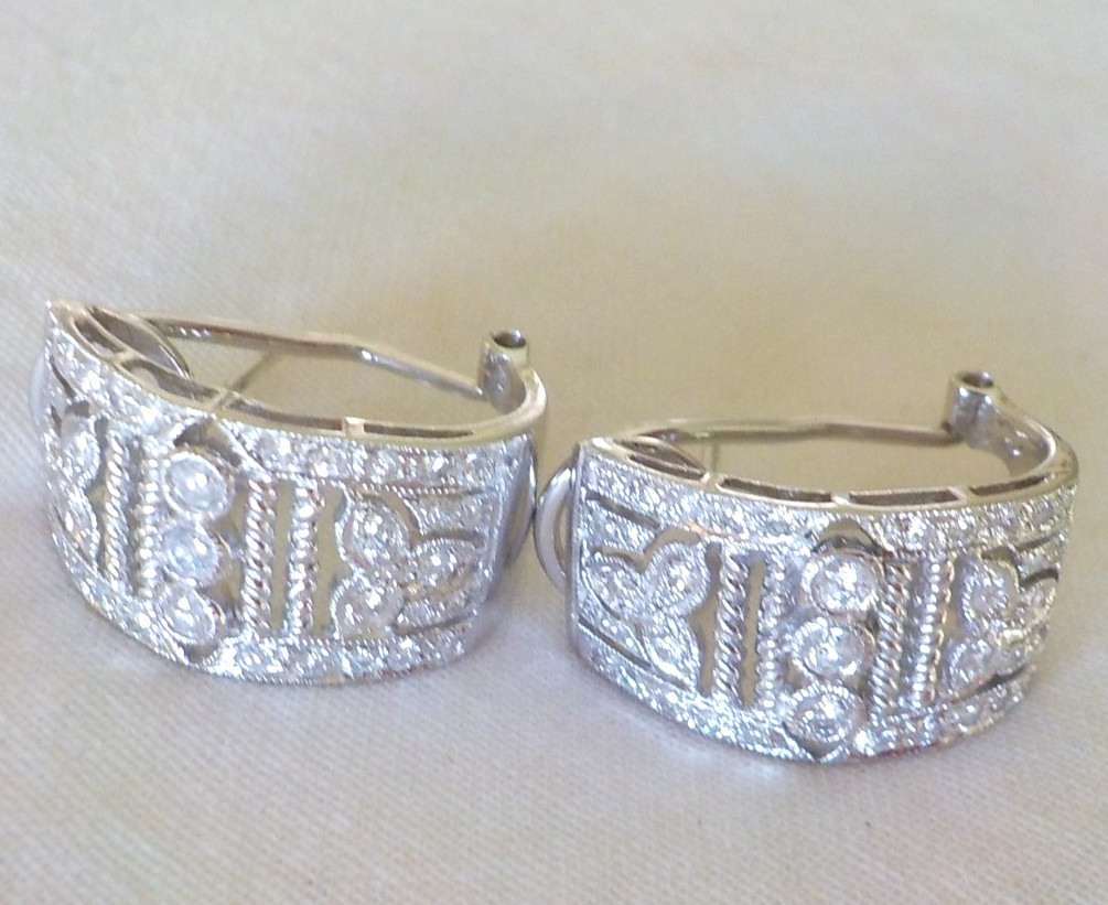 Radiant 14k White Gold Cluster Diamond Hoop Earrings – 8.35 gm, 0.78 in, 0.72 ct