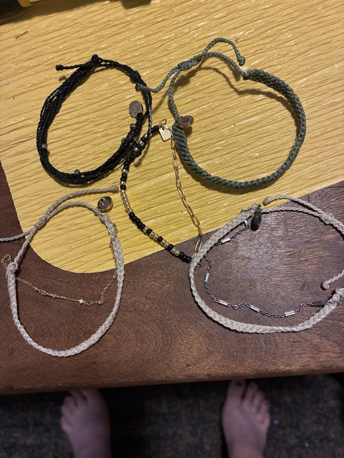 5 Pura Vida Bracelets, 4 Slip Knot, All Diff Some Metsl/ Twines. Used