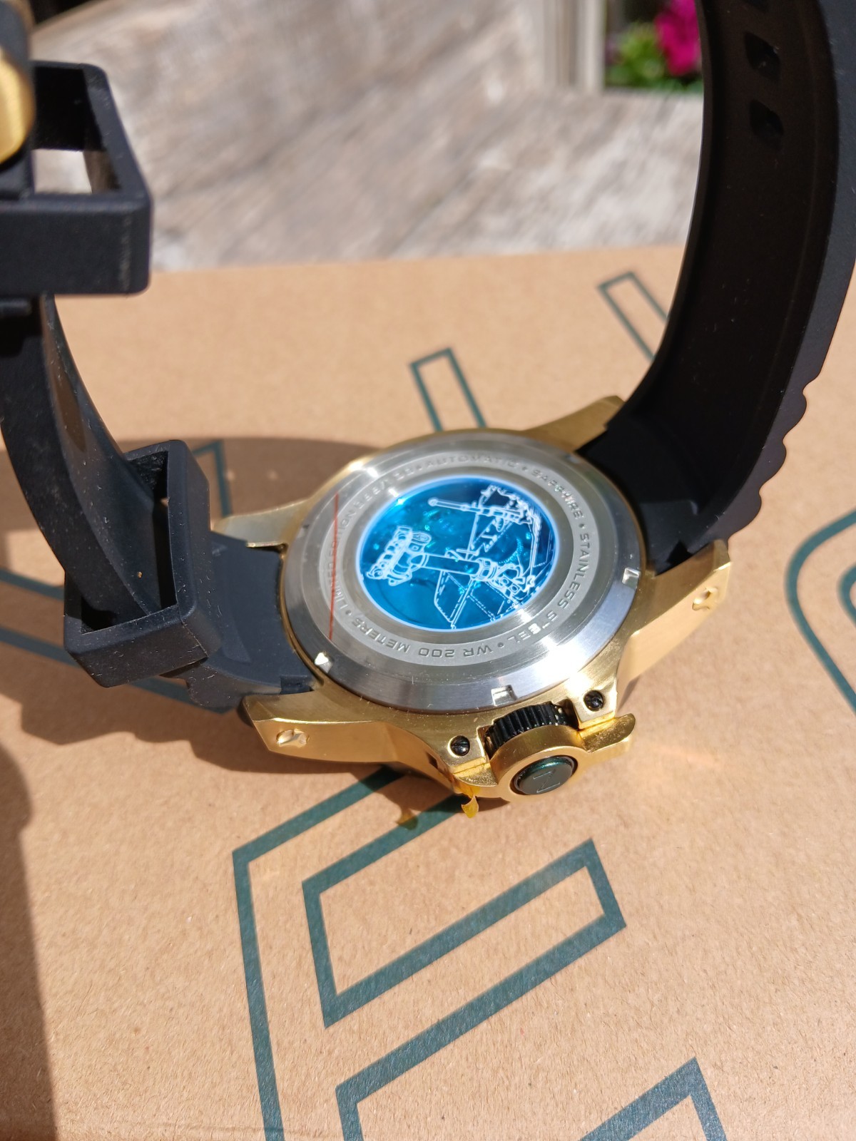 Nubeo Curiosity Evolution Automatic NB-6066-02 With One Off Stand