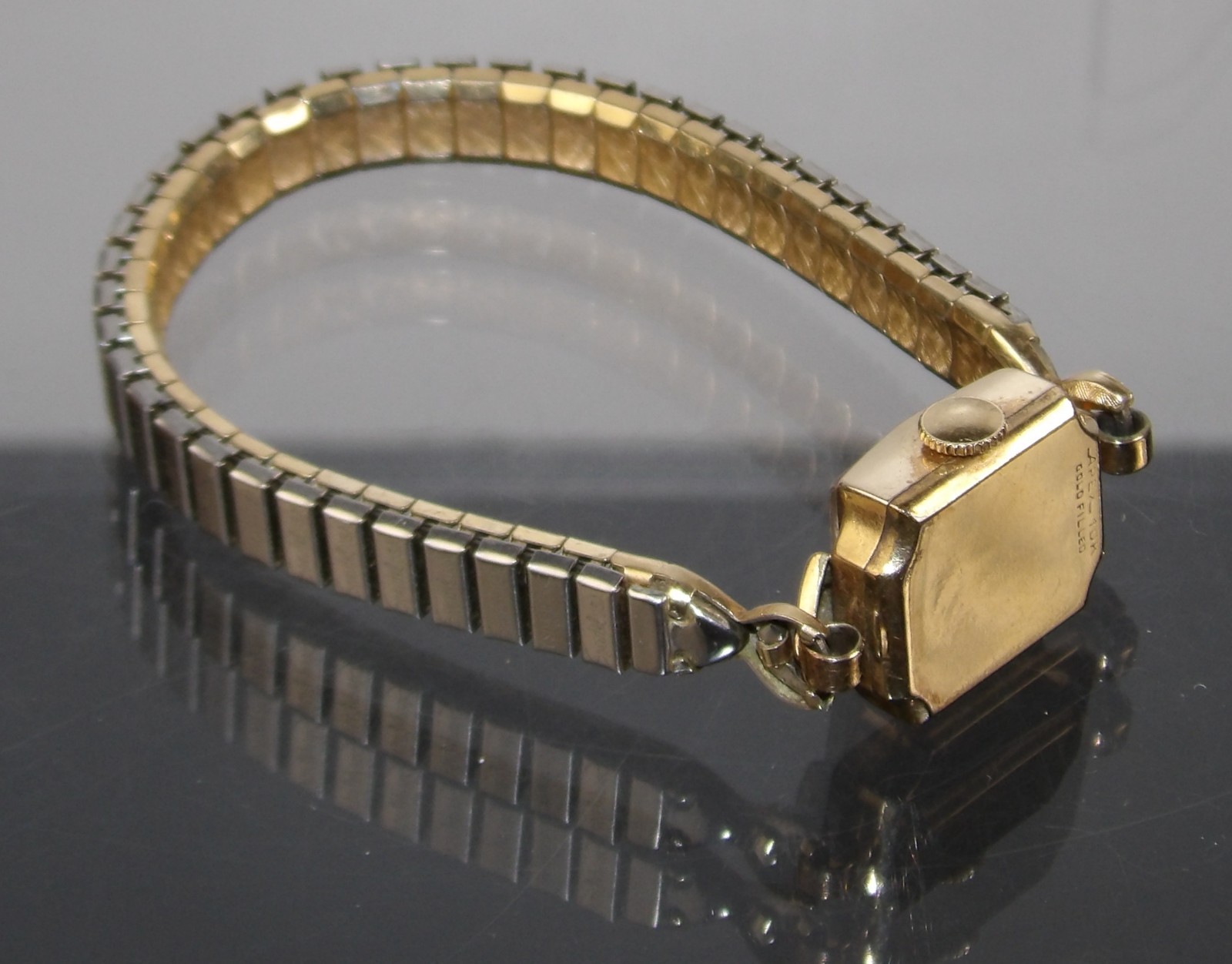 Le Coultre 10k Gold Filled Women’s Wind Wristwatch #31079536