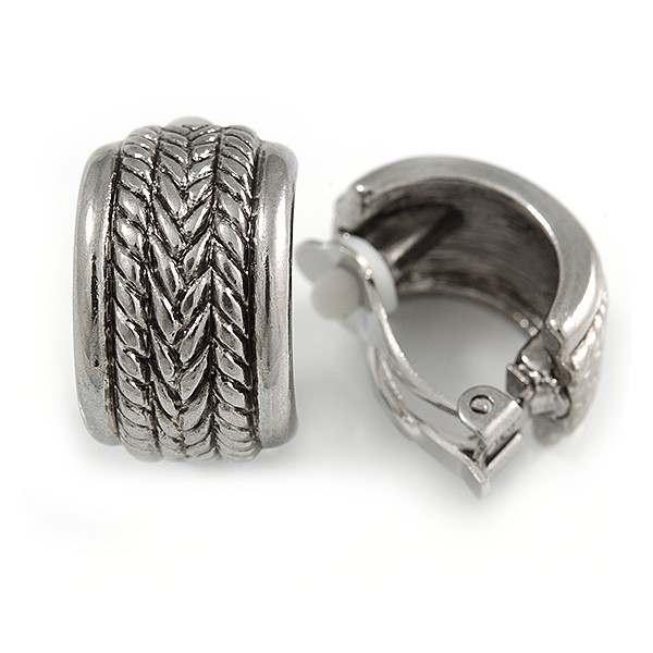 C Shape Pattern Clip On Earrings In Silver Tone – 25mm L