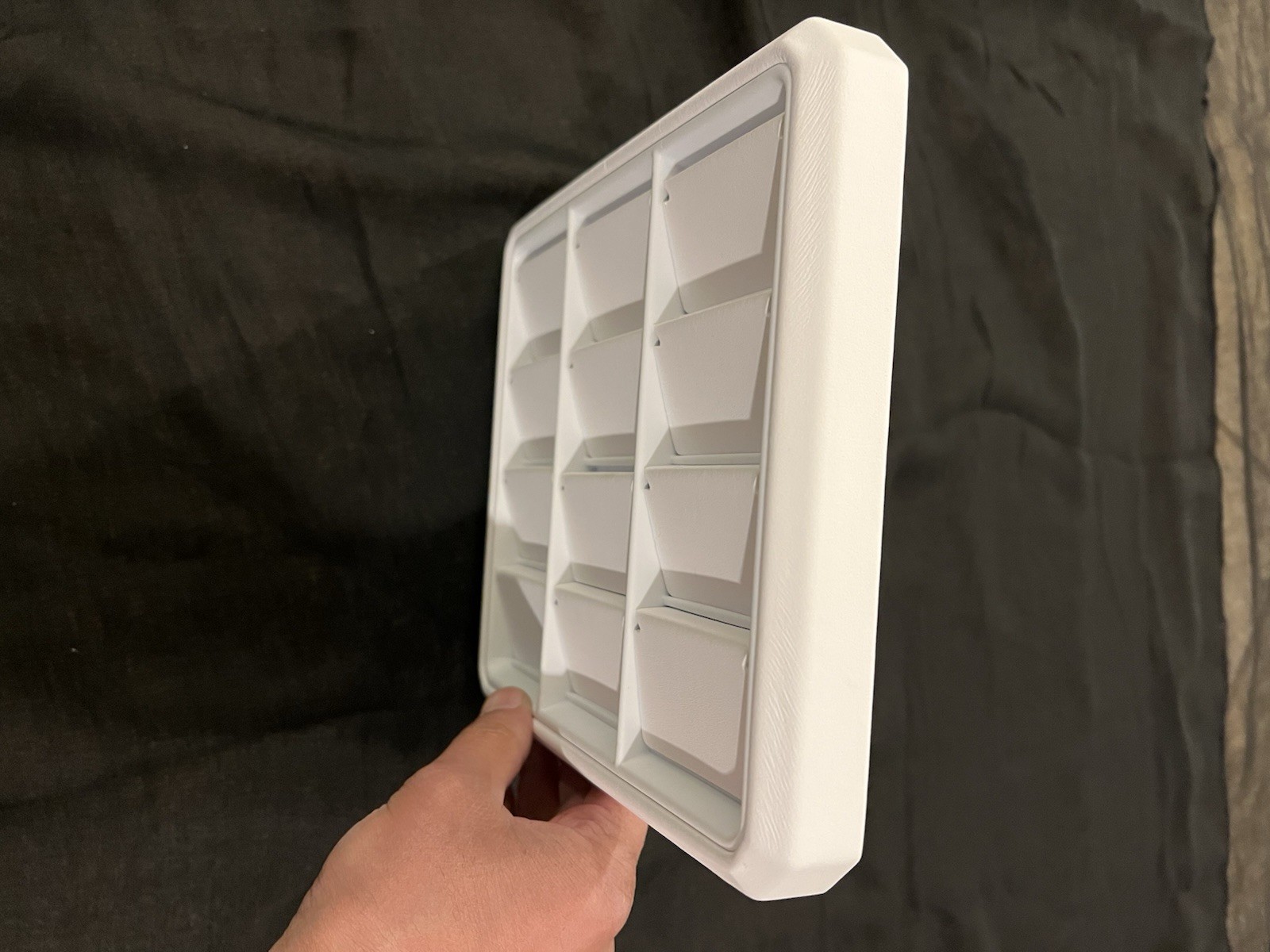 White Leather Jewelry Display Stand Tray 12 Grids Pendant Earrings Necklace