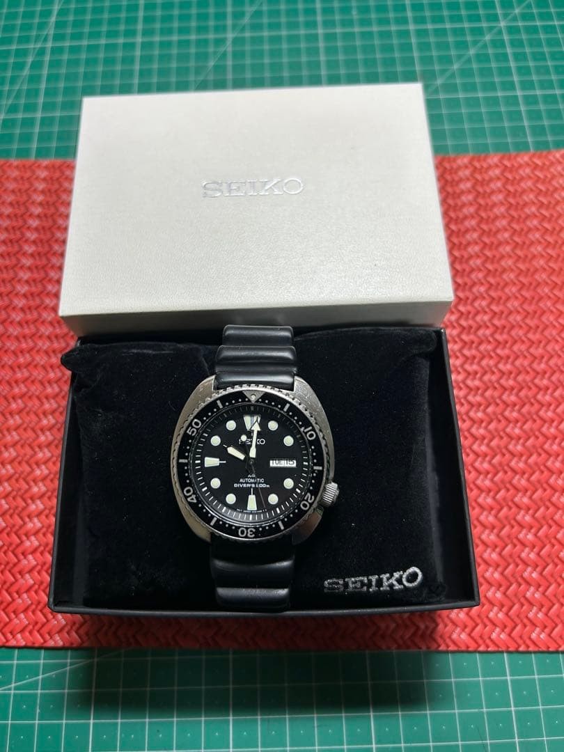 SEIKO automatic diver’s watch 200m waterproof PROSPEX SRP777 Safe packing!