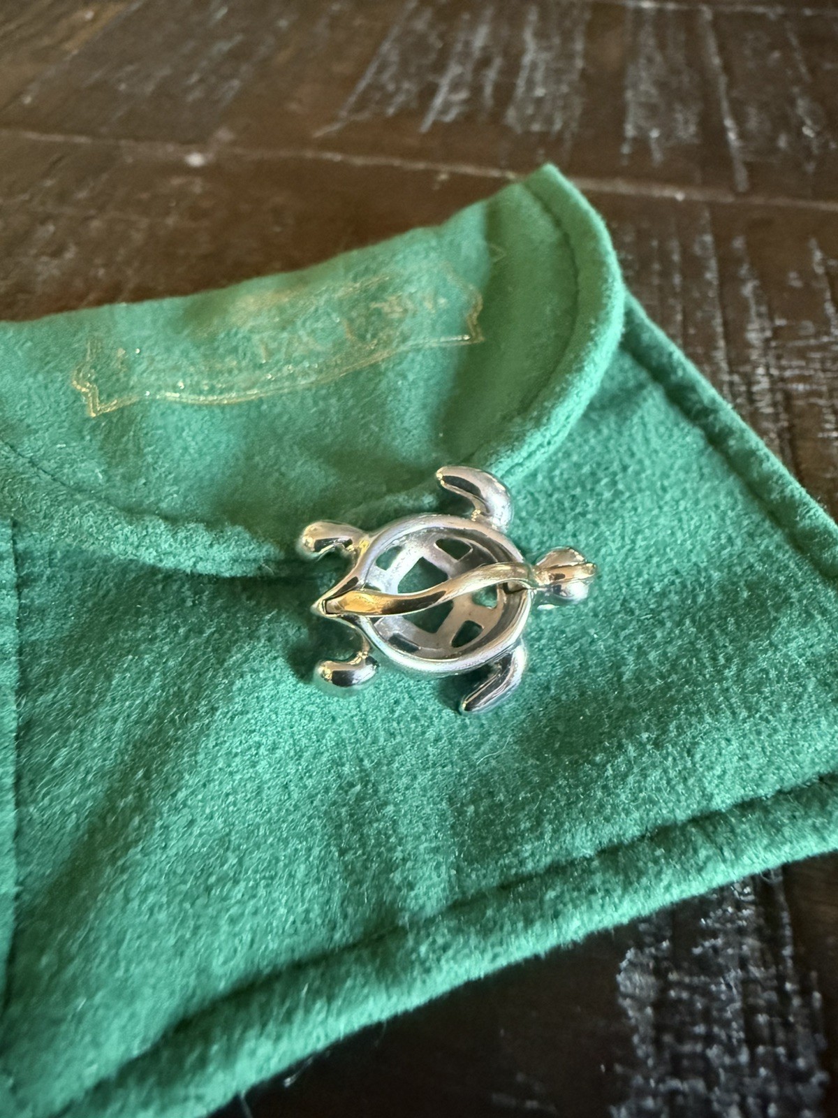 Na Hoku Pearl Factory Hawaii silver and 14K Gold Cage HONU Pearl Pendant