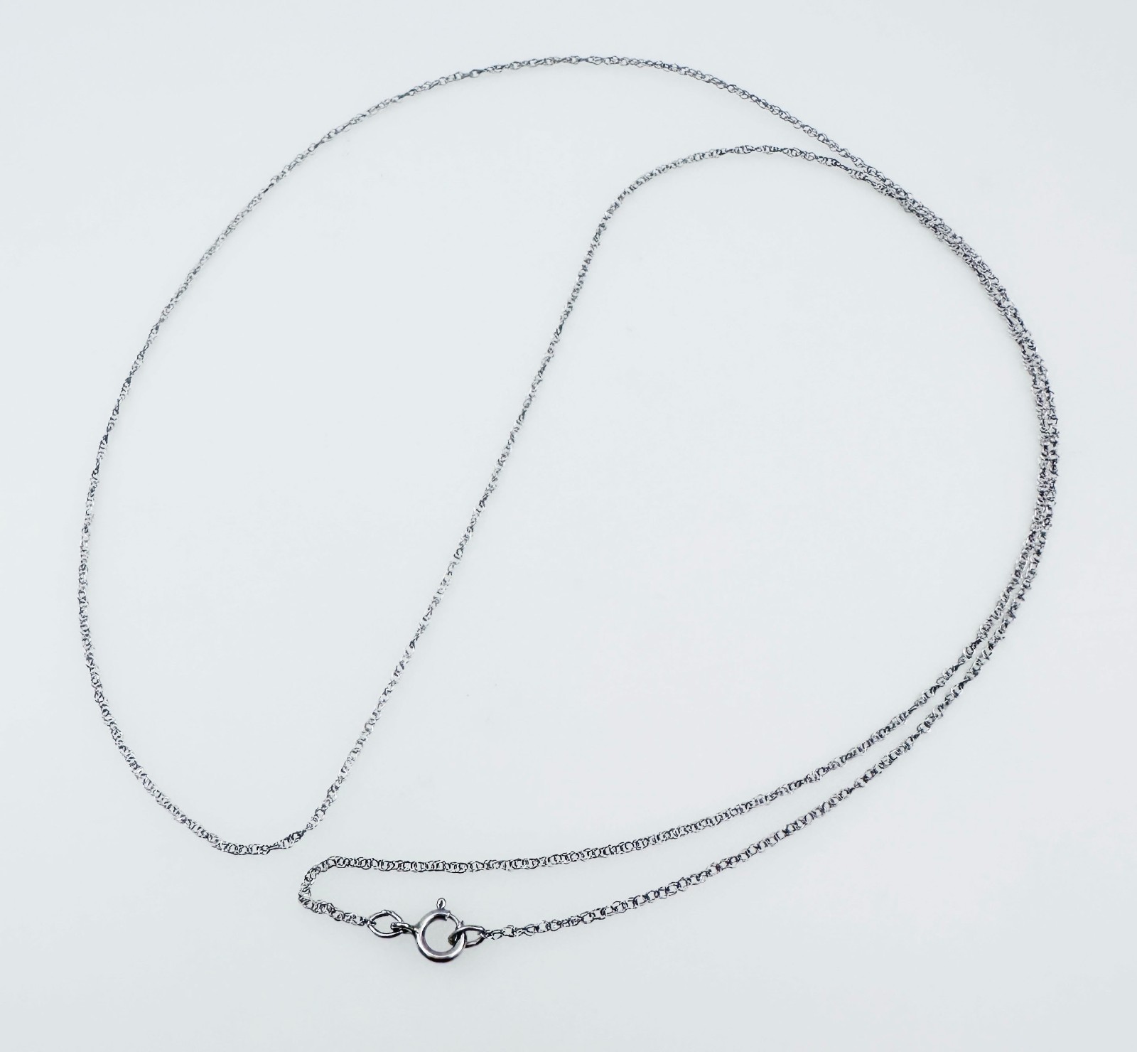 Solid 10K White Gold Thin Prince of Wales Link Chain Necklace, .8mm, 20 1/8″