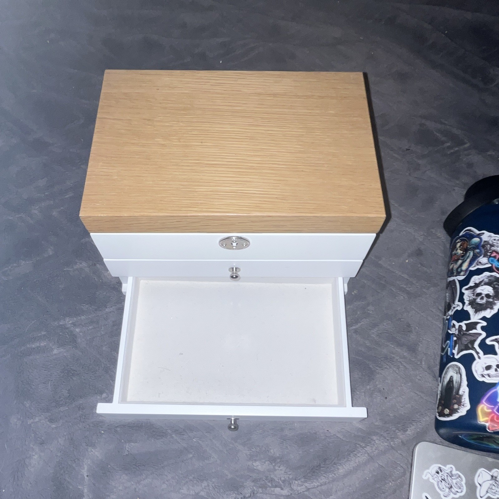 White Brown Wood Jewelry Box w/ Mirror, Key, Soft Lining, w/Scentbird Oil Case