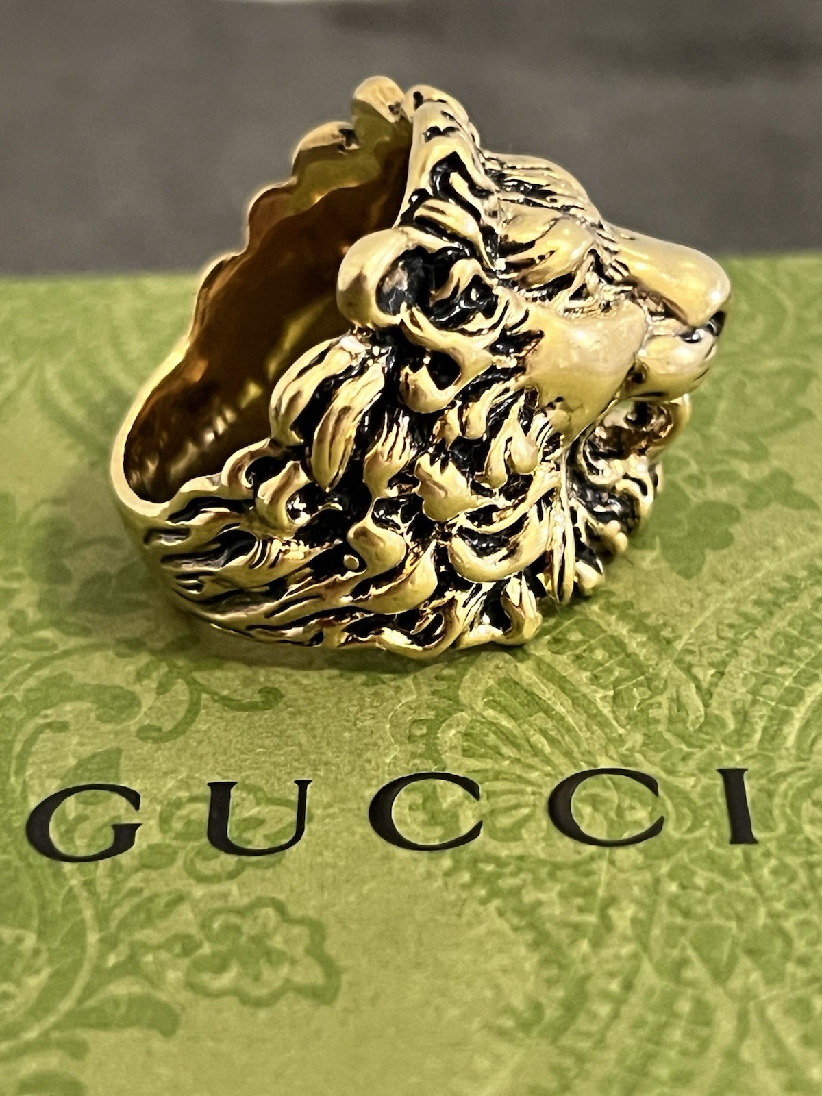 Gucci Lion Head Ring Gold Metal Rare Size IT25 US11 65mm Cat Feline Tiger Garden