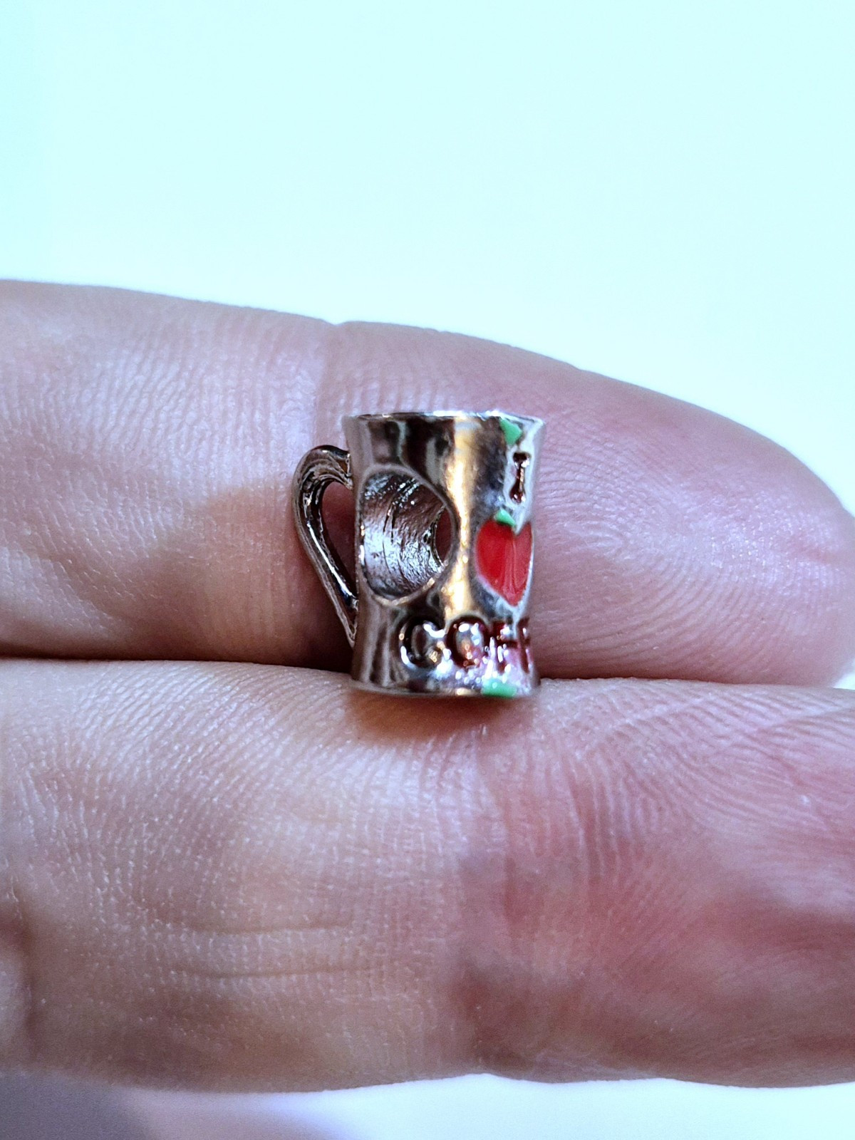 Silver Plated Zinc Alloy Coffee Mug With An Enamel Heart Bracelet Charm (#114)