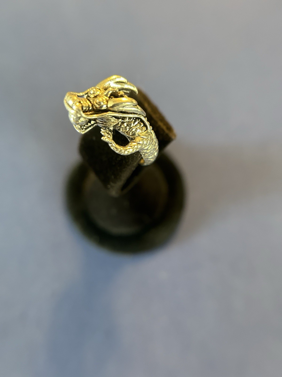 Vintage sterling silver Peter Stone dragon with ball great detail ring size 8