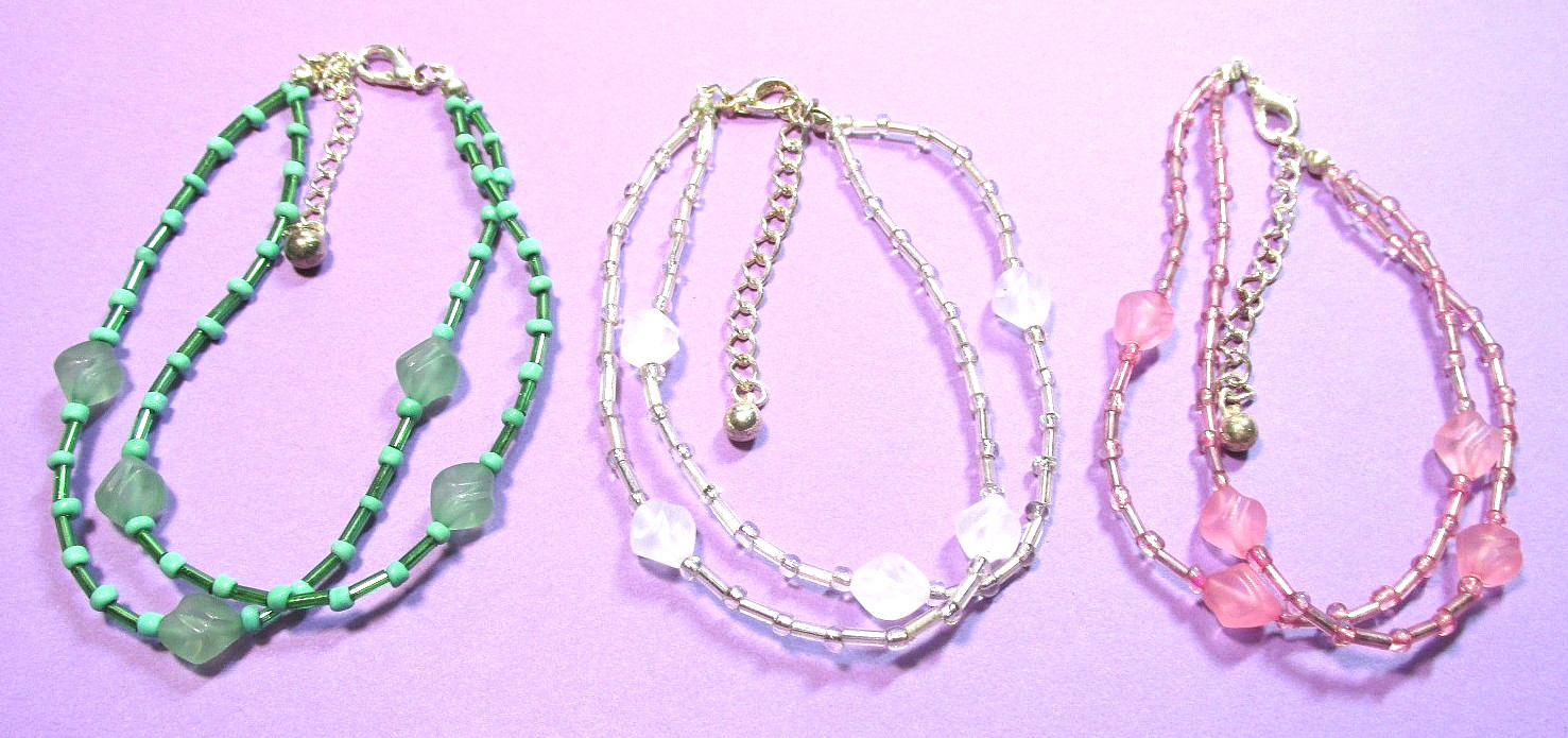 Lot of 3 Silver Tone Green, White & Pink Beaded Ankle Bracelet 8″ – NWOT (#2912)