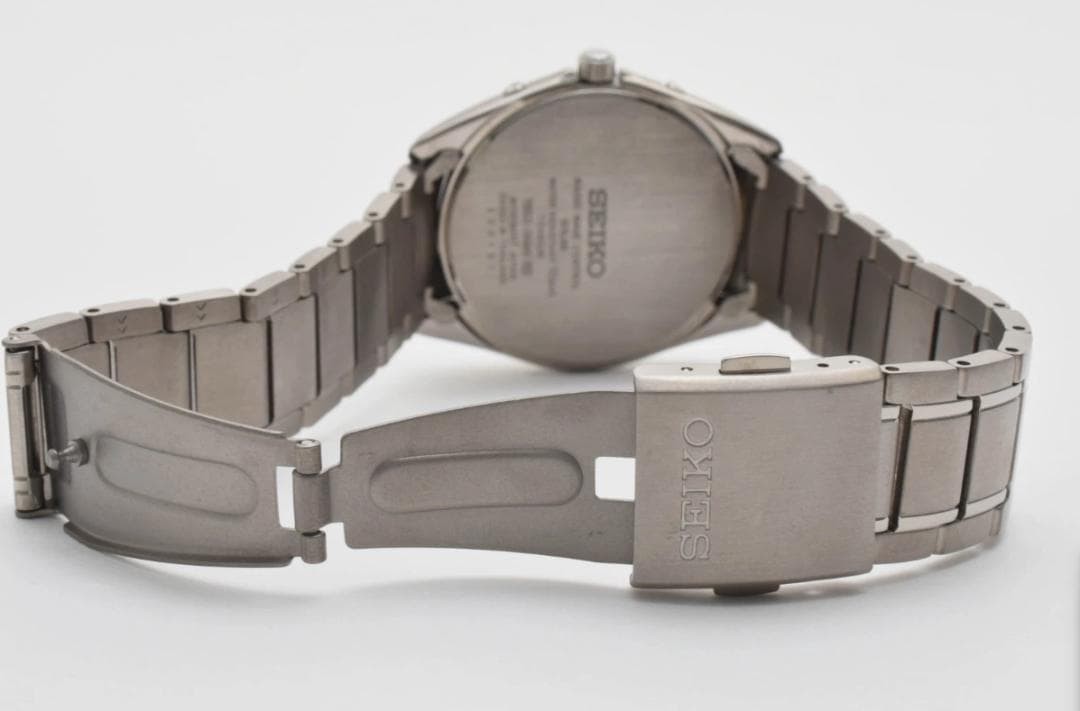 condition with box SEIKO wristwatch titanium solar black dial 7B52 0AM0