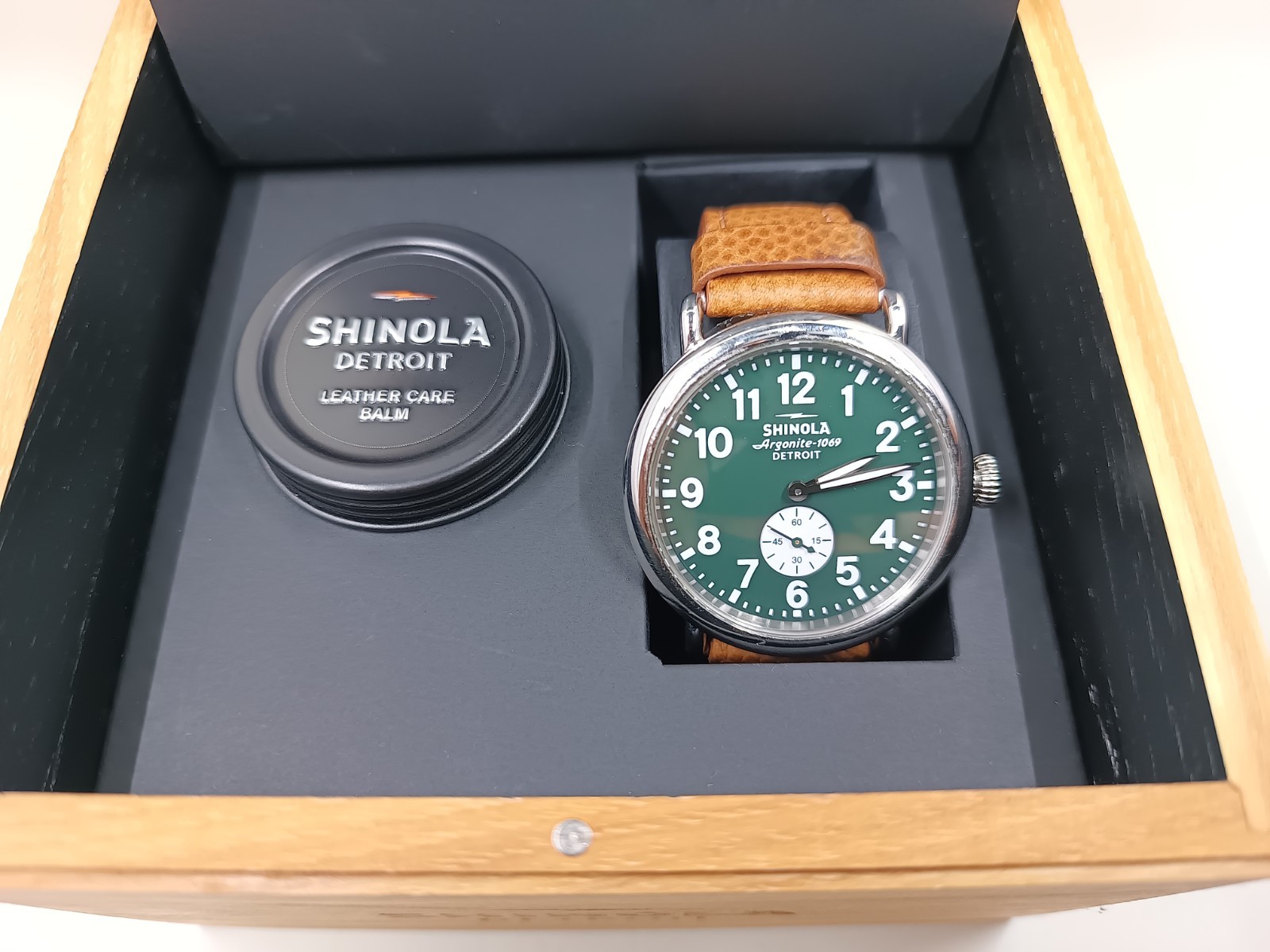 Shinola Argonite 1069 Detroit Green Dial Brown Leather Men’s Quartz Watch w/ Box