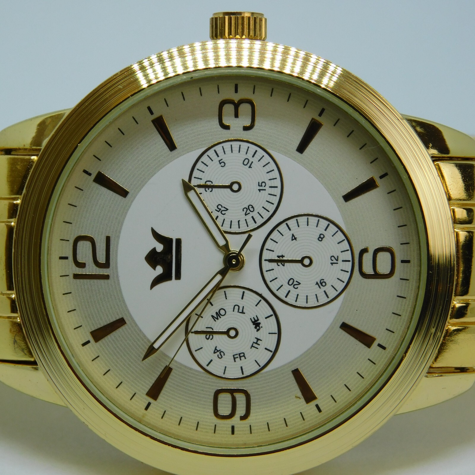 Accutime Watch Corp. MAC8031AL Gold Tone Men’s Watch Sz. 8 1/4″ New Battery