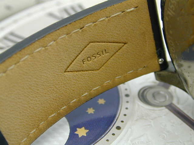 FOSSIL DATE TACHYMETER ENGRAVED BACK LARGE MENS WRIST WATCH 53 X 47 MM
