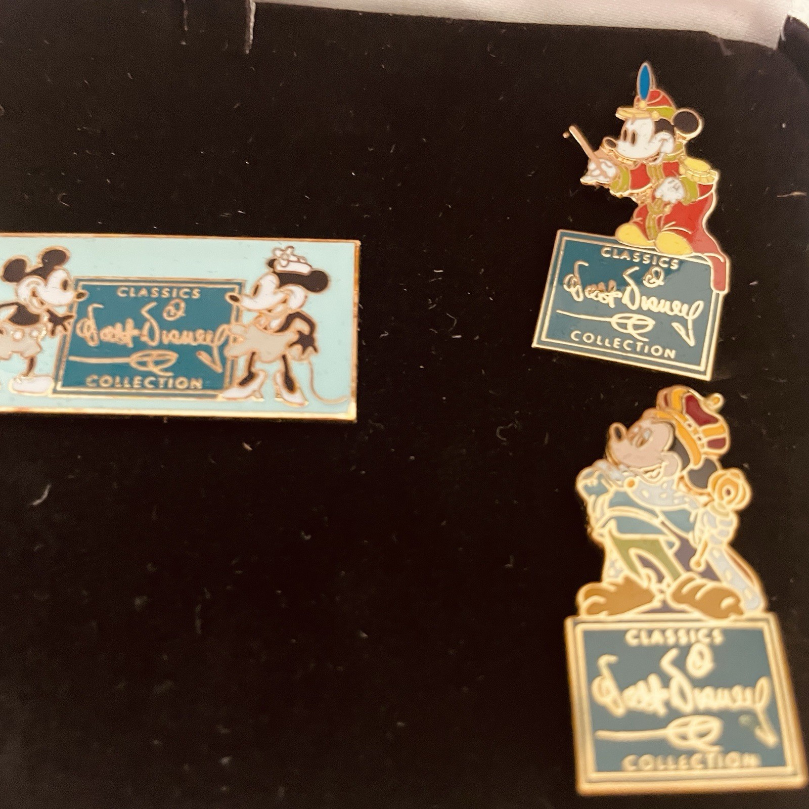 WDCC (Walt Disney Classic Collection) Mickey Mouse Pin Set 1996