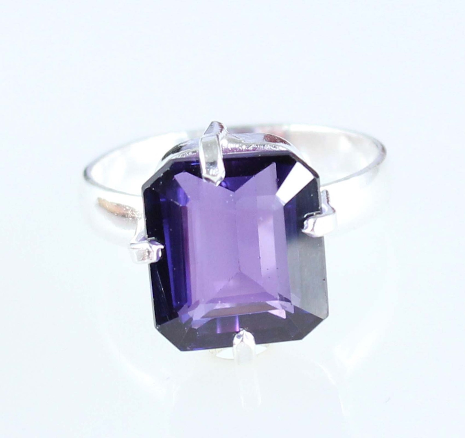 Natural Boysenberry Sapphire 10.55 Ct Octagon Gemstone Ring Thanksgiving Offer