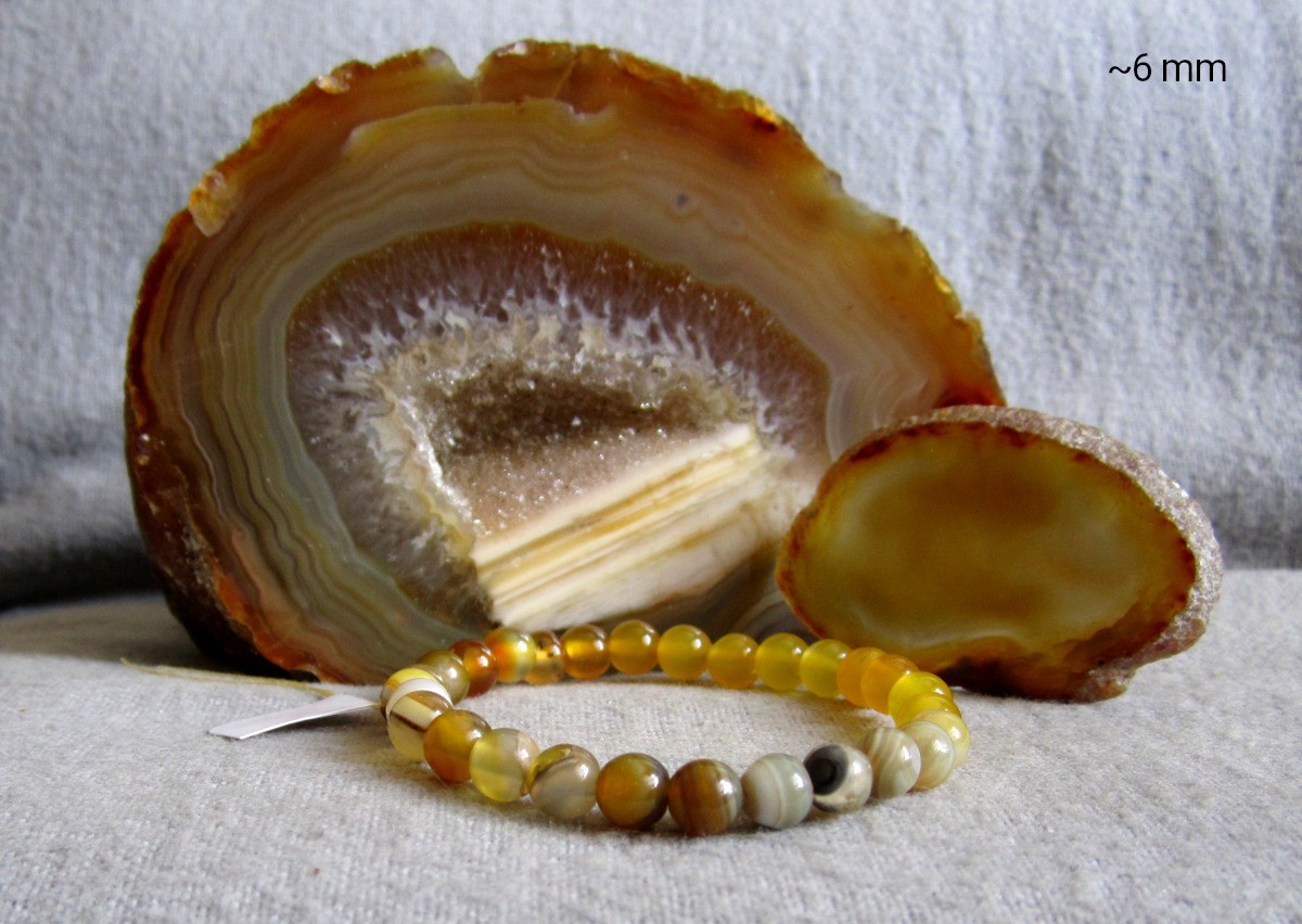 Honey / Amber Agate Bracelet • Approx Ø 6mm / Approx 15-22cm • Elastic