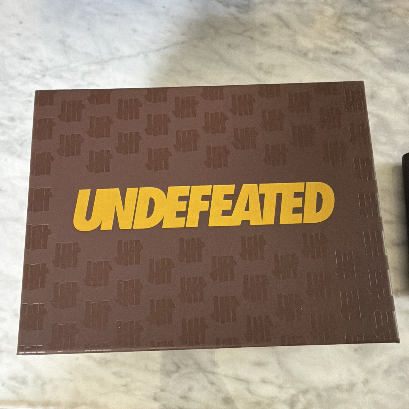 LIMITED EDITION/G-SHOCK x Undefeated Watch/Box & Papers/DW6900UDCR23-5/Brn,Ylw