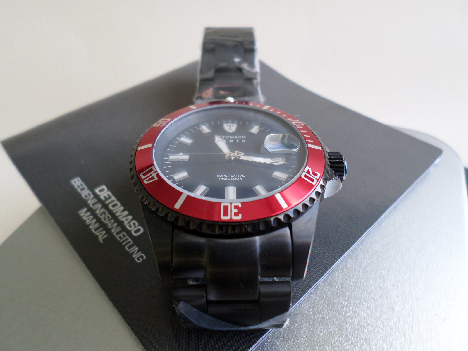 Watch Detomaso ” Maria” Women’s Quartz Swiss Black Coated/Red DT3006-I