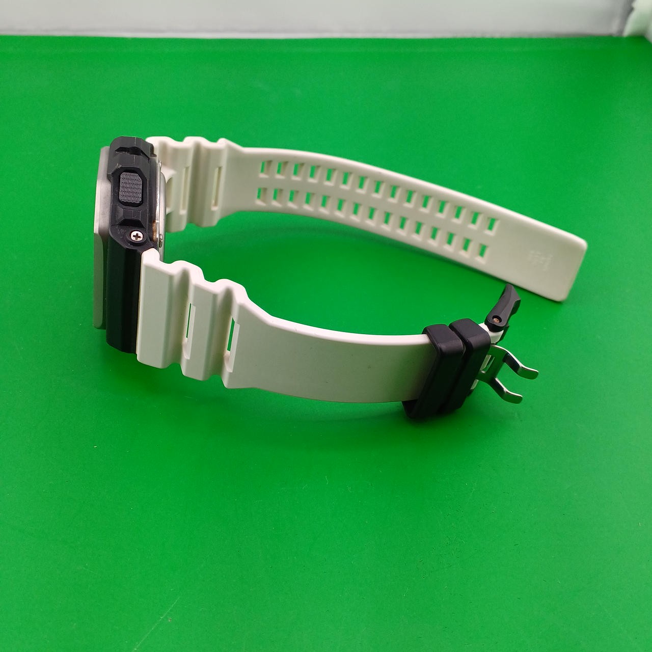 CASIO GBX-100-SHOCK