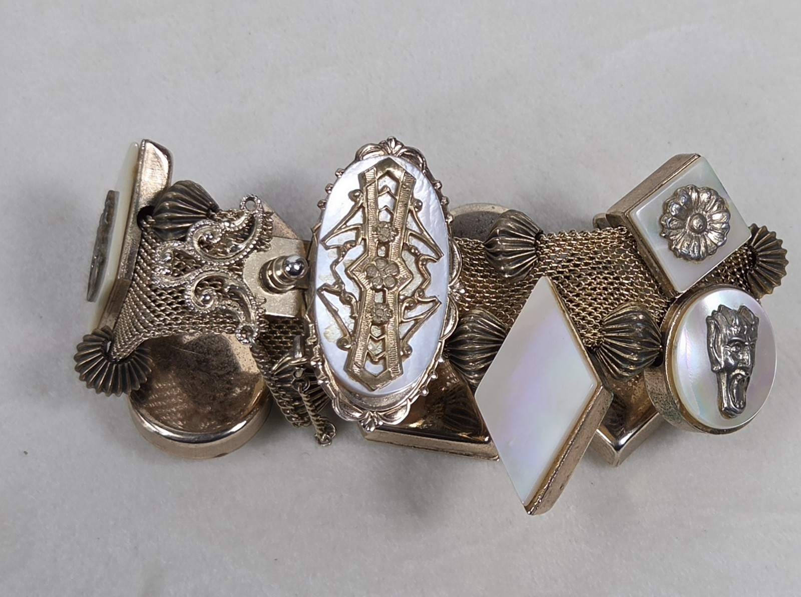 Vintage VICTORIAN ABALONE Goldtone MOTHER OF PEARL Charm Mesh BRACELET 7.5″L