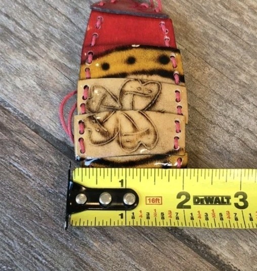 Vintage Lightweight Calabash Butterfly Detail Adjustable Bracelet