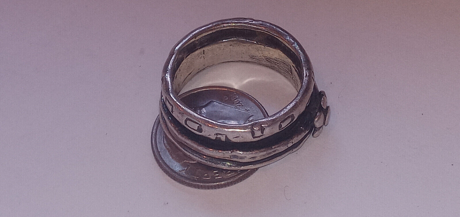 OXIDIZED 925, SINGLE FLOWER SPINNER BAND RING, 9MM SIZE 8.5, 7.5 GRAMS