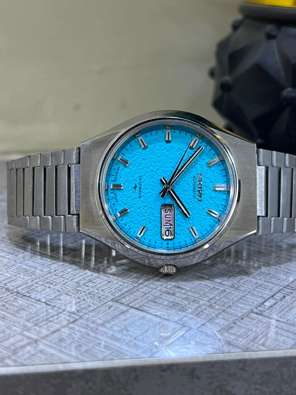 Seiko 5 Automatic Textured ice Blue Dail Mens Watch japan made 6309