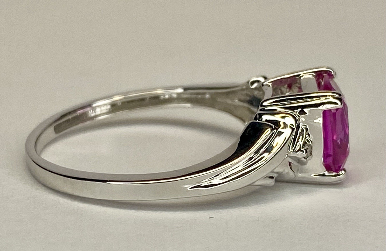 10K White Gold Pink Sapphire Diamond Accent Ring Size 6.75