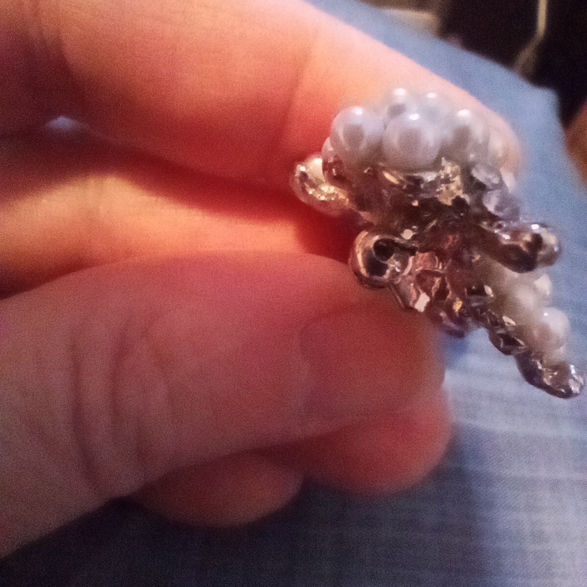 Poodle Brooch Costume Silver White Pearl & Glass Twist Clasp 1.25X1.25″ EUC
