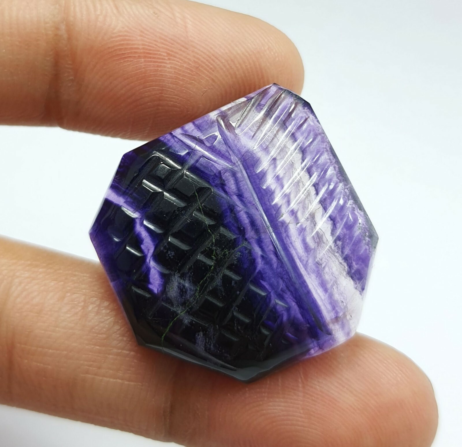 58.85Ct Natural Outstanding Bi Color Purple Fluorite Fancy Carved Loose Gemstone