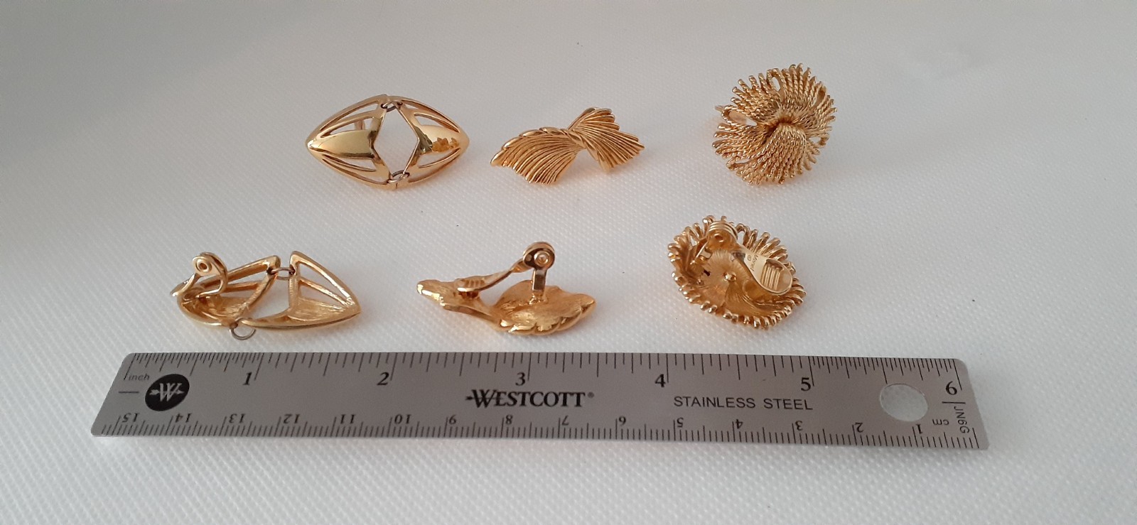 VTG MONET EARRINGS (3 PAIRS/GOLD/CLIPS) Cordelia, Ribbed Twist Bow & Geo Dangles