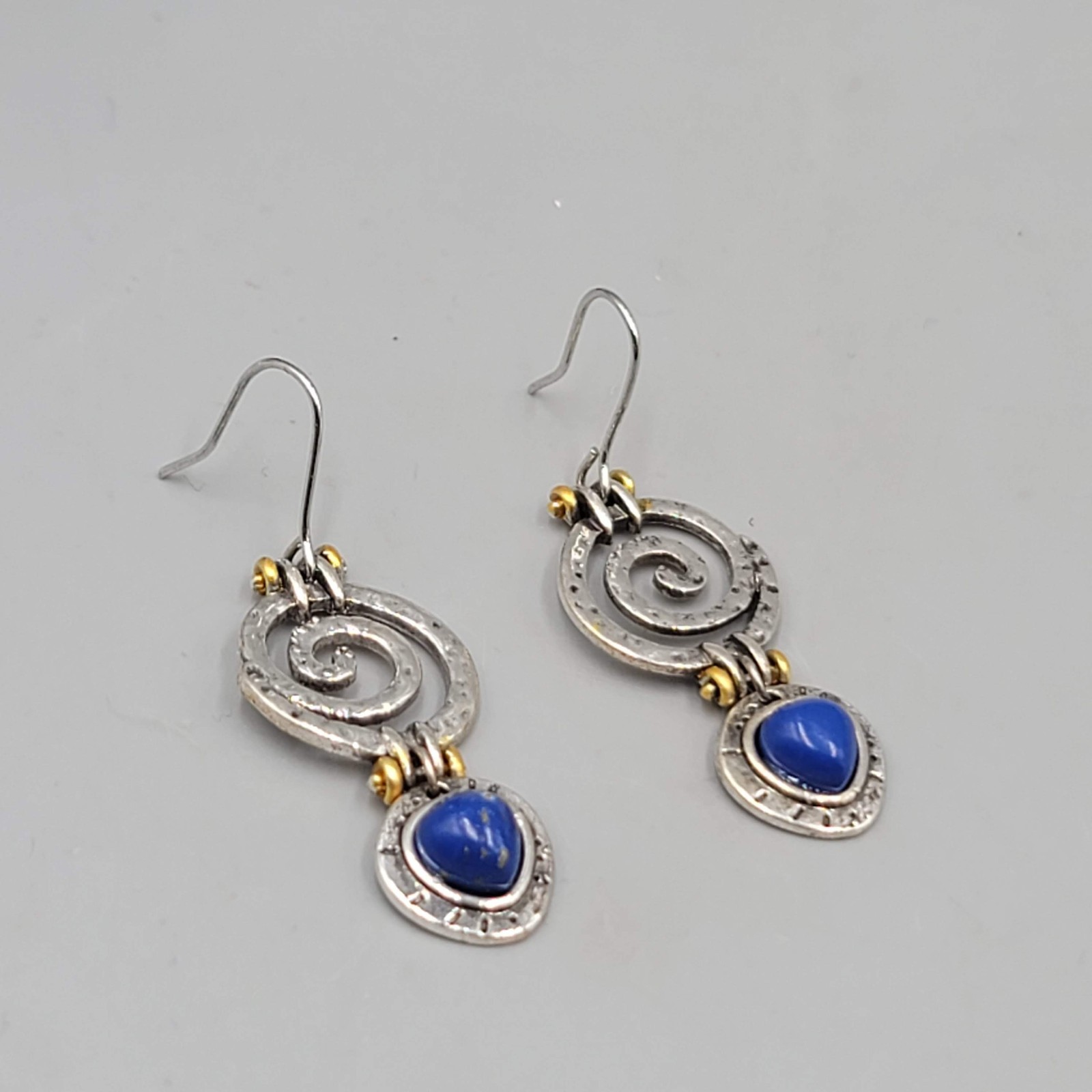 Blue Stone Hammered Metal Pierced Earrings Silver tone Gold tone Dangle 1 3/8 in