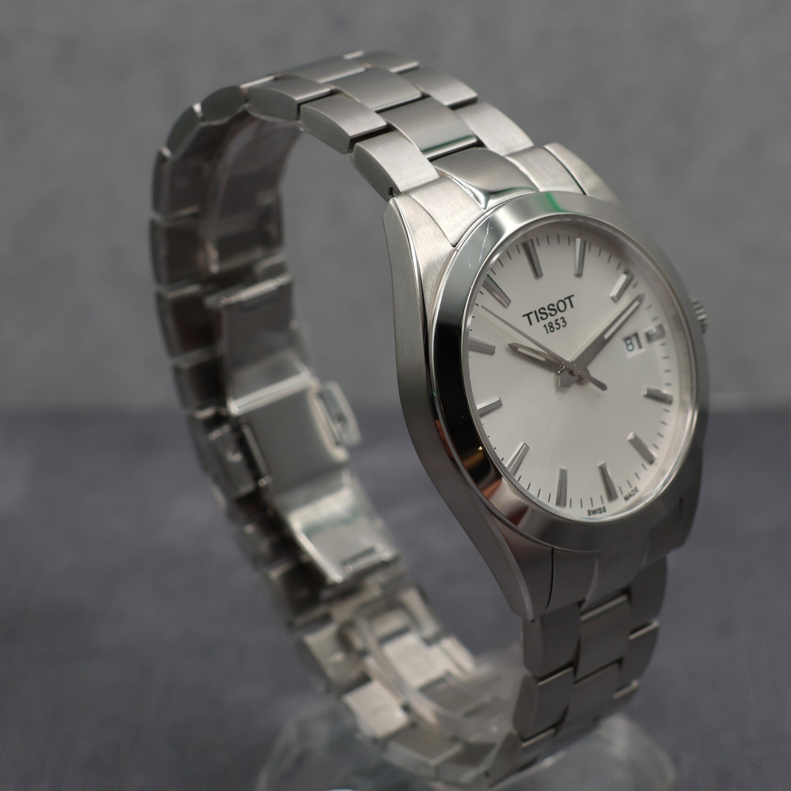 Tissot Gentleman 40mm Silver Dial Swiss Quartz Sapphire Watch T127.410.11.031.00