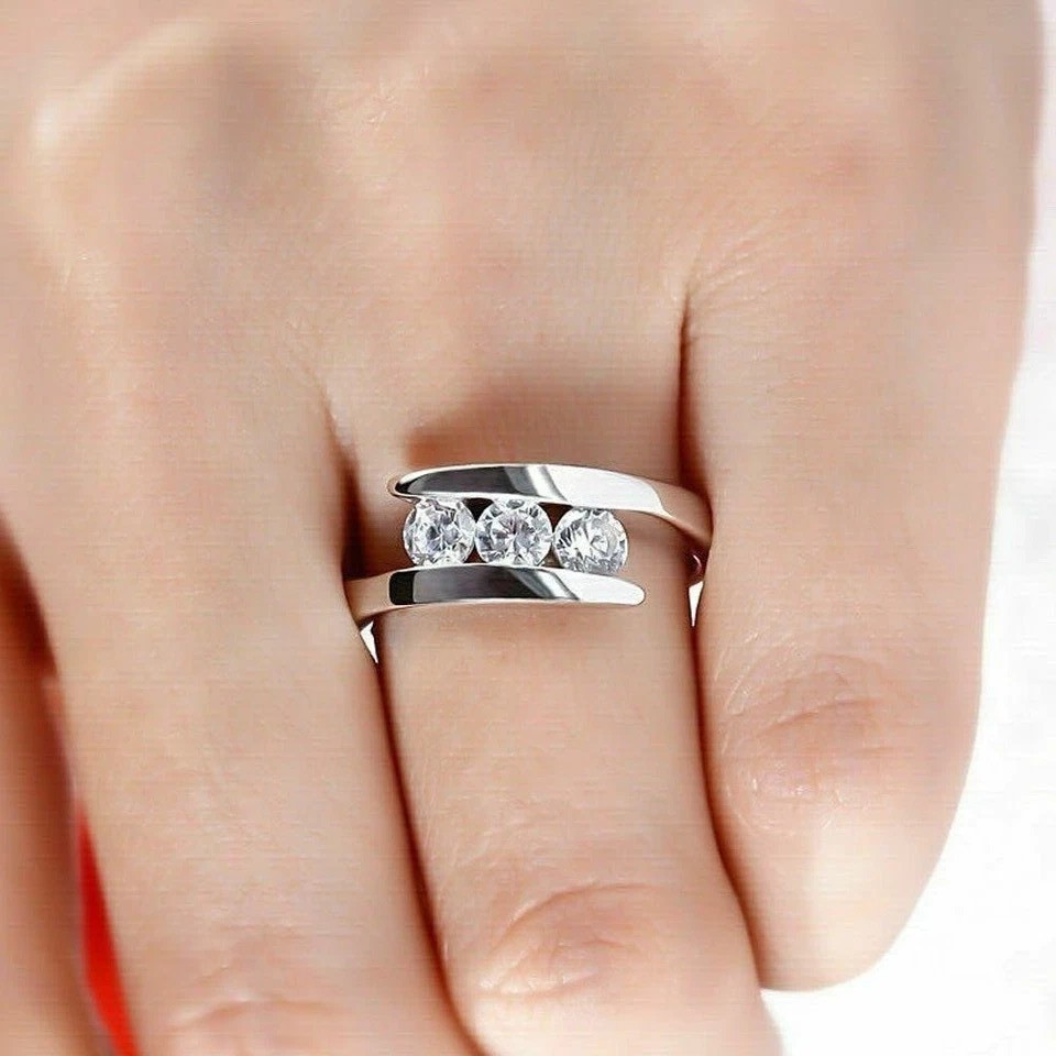 2 Ct Round Cut Simulated Diamond Engagement Bypass Band 14k White Gold Plated