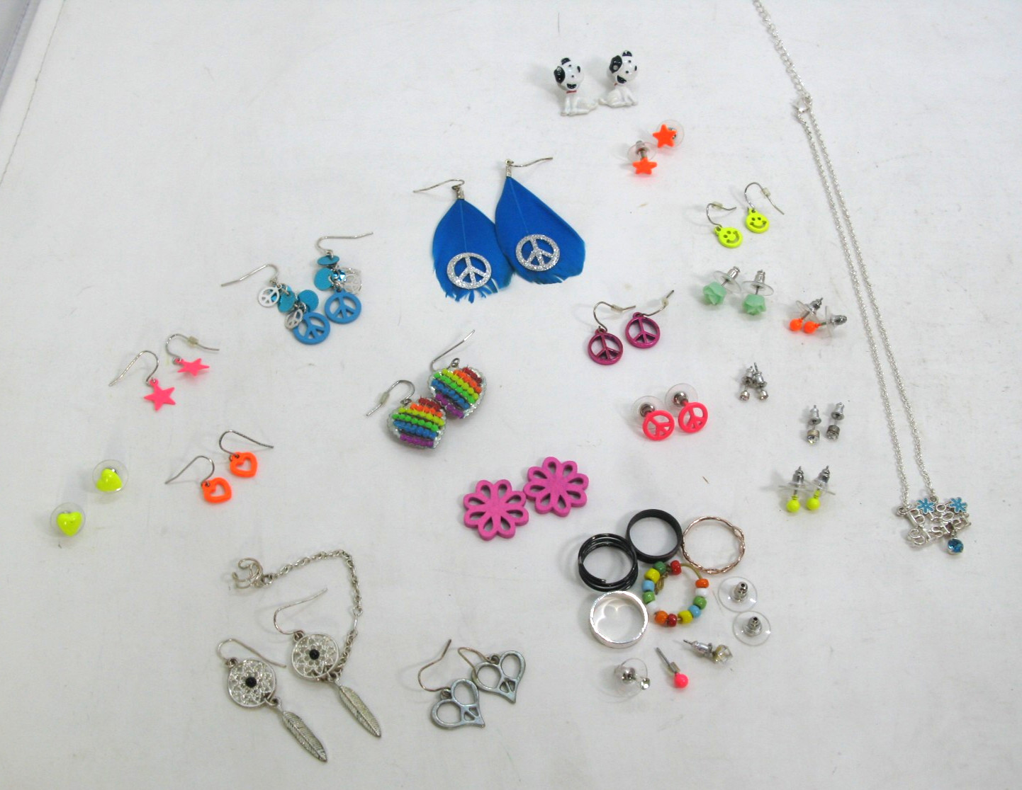 Lot of 18 pairs of earrings, 1 necklace, & 5 rings