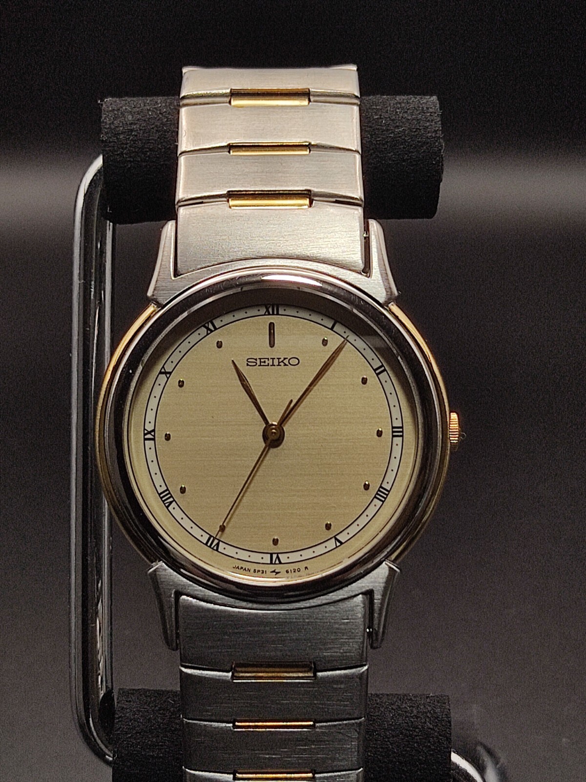 Good condition Seiko Session 5P31 Quartz watch Working condition Made in Japan