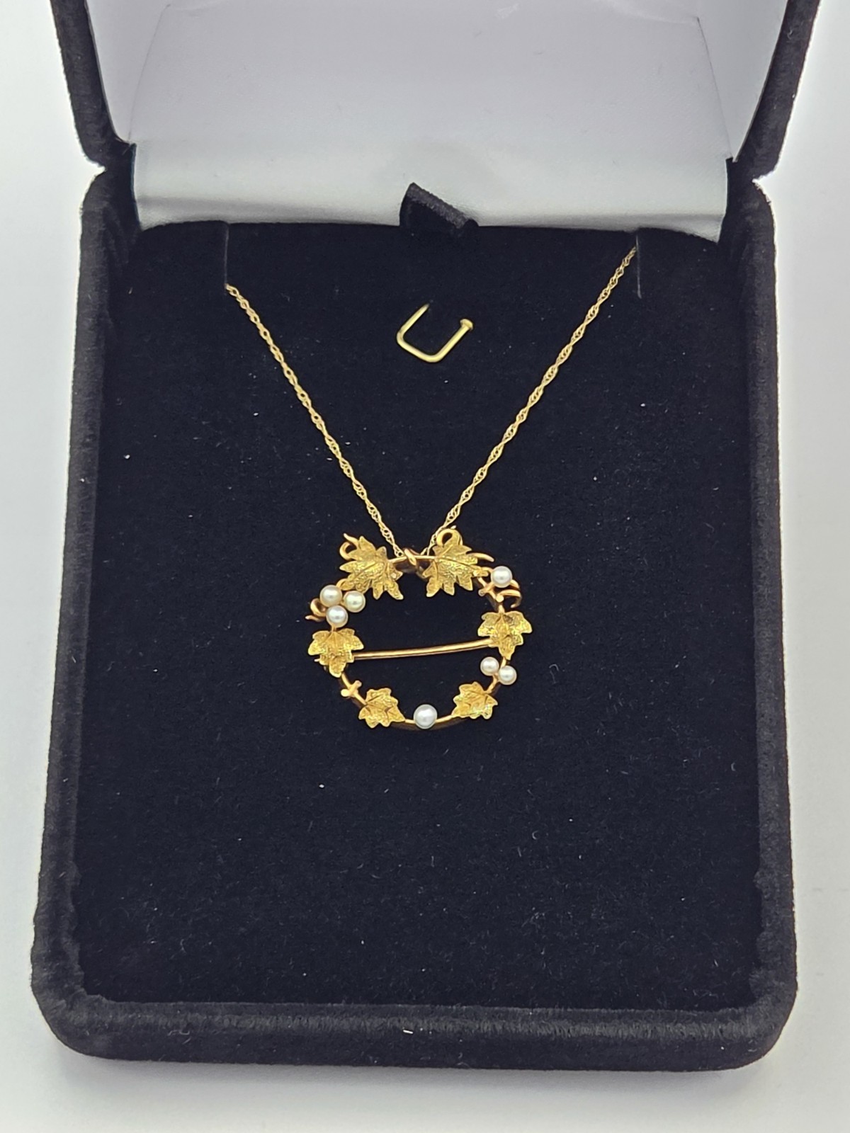 14K Yellow Gold Wreath Brooch Pin Necklace With Seed Pearls