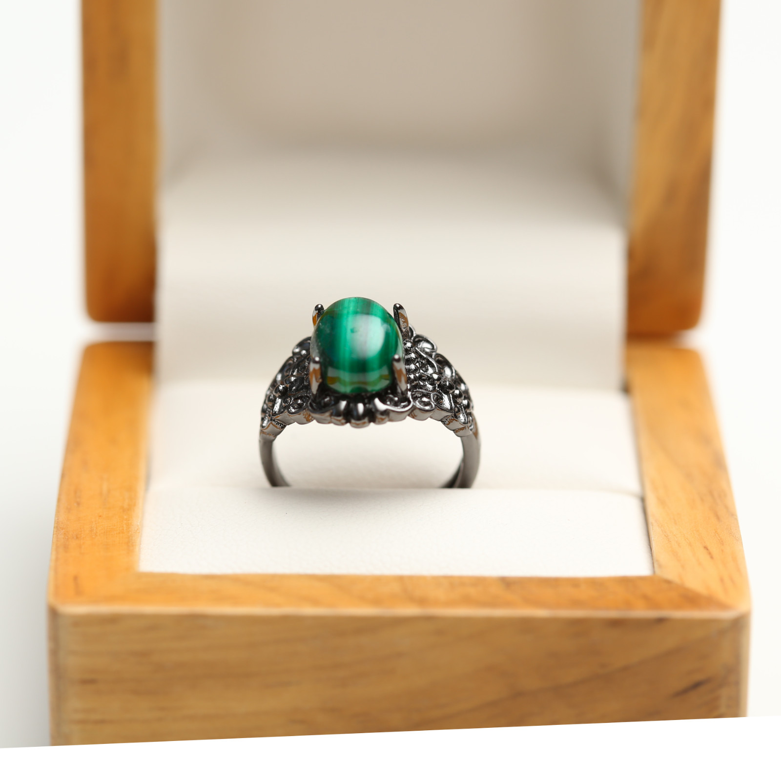 Genuine Malachite Handmade Ring Jewelry Gift + Elegant CASE 555-00